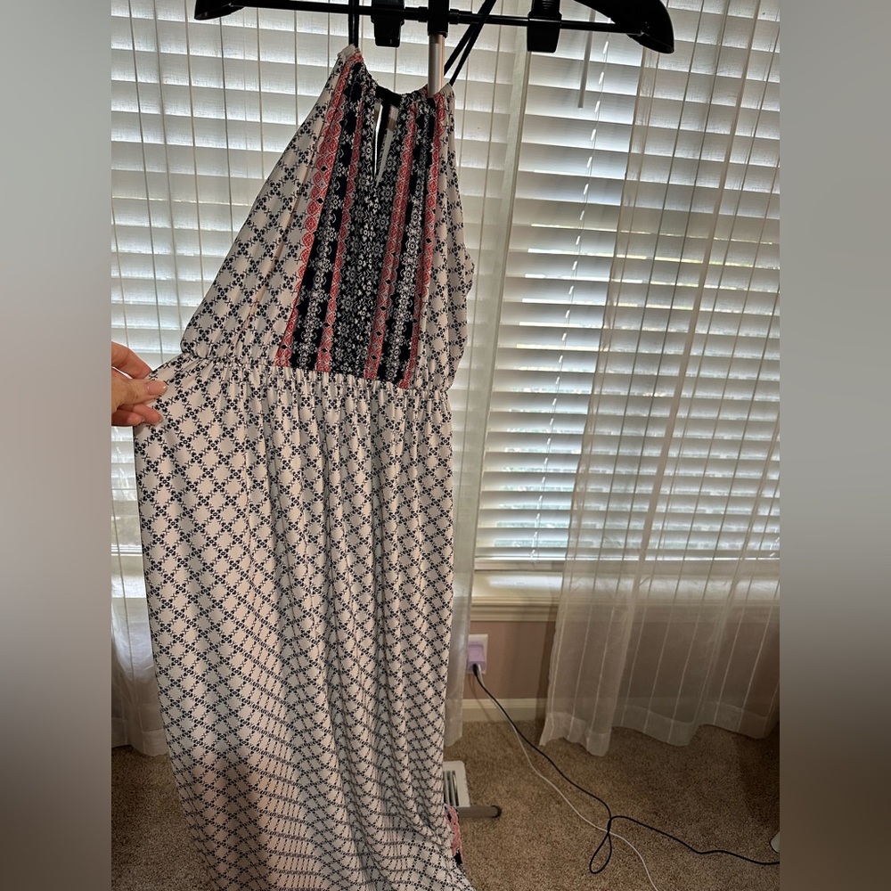 Gilli White and Navy  Patterned Dress
